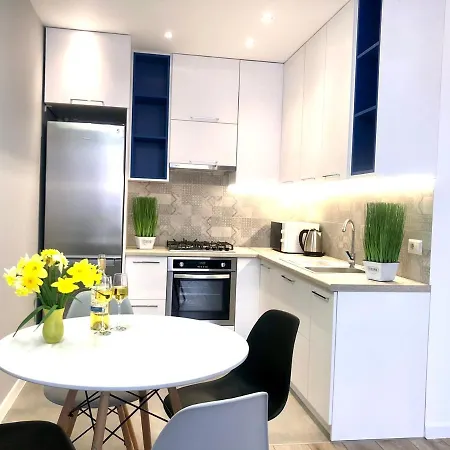 Osapart Vip Apartment In A Complex Semycvit Львов Экстерьер фото