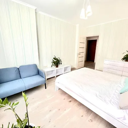 Osapart Vip Apartment In A Complex Semycvit Львов Экстерьер фото